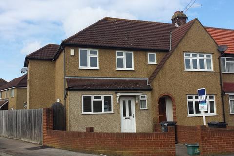 4 bedroom terraced house to rent, Church Rise, Chessington, KT9