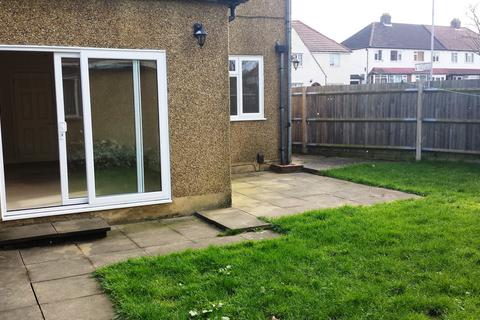 4 bedroom terraced house to rent, Church Rise, Chessington, KT9