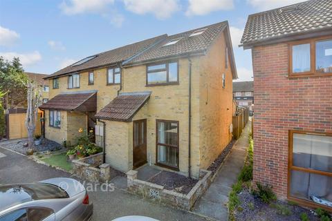 3 bedroom end of terrace house for sale, Stevens Road, Aylesford ME20