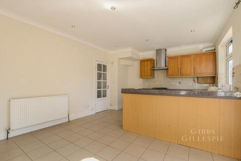 3 bedroom terraced house to rent, Kingsley Road, Harrow, HA2