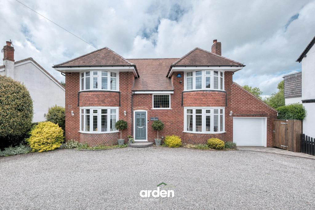 Detached house exterior, driveway, garage