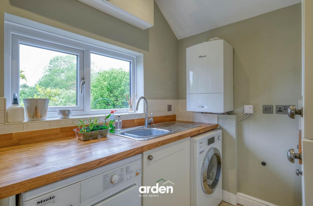 Utility room, utility