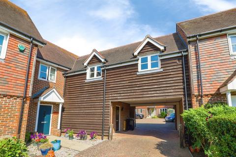 1 bedroom coach house for sale, Hegarty Court, Snodland