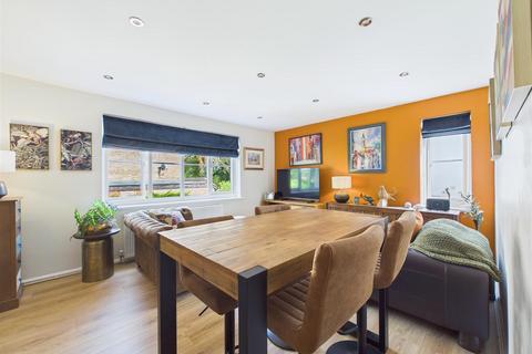 2 bedroom apartment for sale, Cherry Tree Dell, Kenwood, Sheffield
