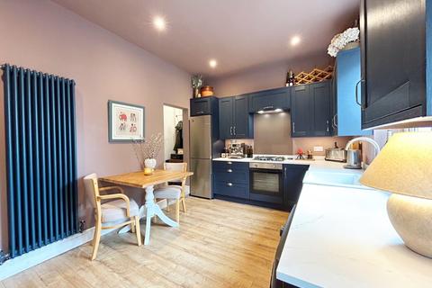 3 bedroom terraced house for sale, Park Road, Bury BL0