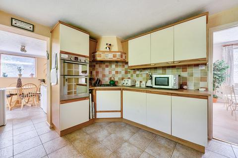3 bedroom detached house for sale, Birch Road, Wokingham RG40