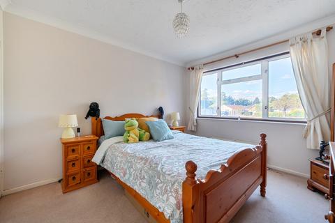 3 bedroom detached house for sale, Birch Road, Wokingham RG40