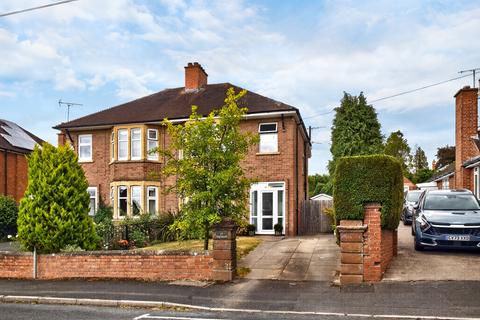 3 bedroom semi-detached house for sale, Lichfield Avenue, off Ledbury Road, Hereford, HR1