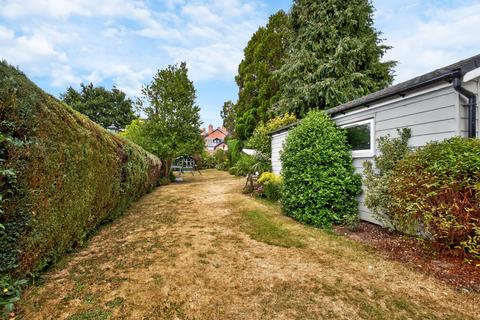 3 bedroom semi-detached house for sale, Lichfield Avenue, off Ledbury Road, Hereford, HR1