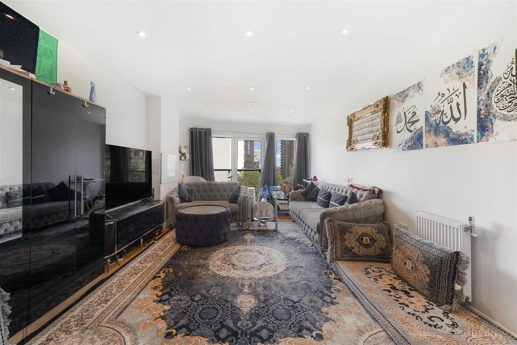 Apartment in London - View 3