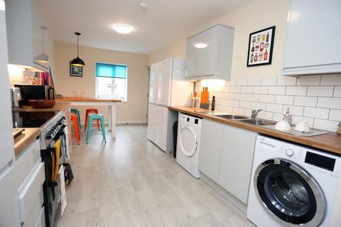 6 bedroom house to rent, Manton Road, Brighton BN2