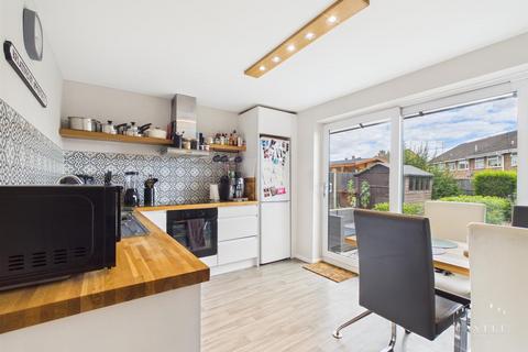 2 bedroom semi-detached house for sale, Stoneygate Drive, Hinckley