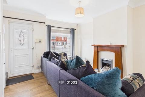 2 bedroom terraced house to rent, Moorhouse Road, Hull, HU5 5PJ