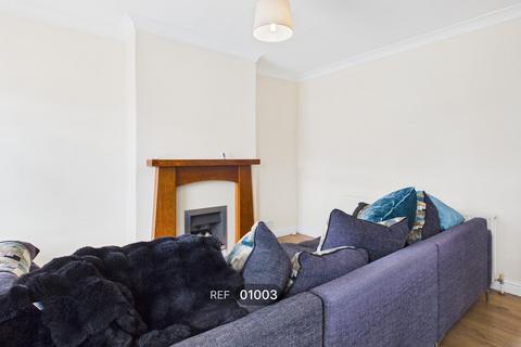 2 bedroom terraced house to rent, Moorhouse Road, Hull, HU5 5PJ