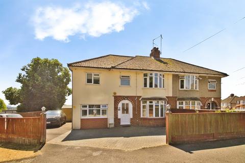 4 bedroom semi-detached house for sale, Glenthorne Avenue, Yeovil
