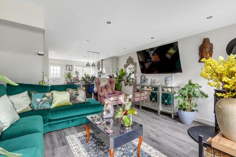 3 bedroom semi-detached house for sale, Crookdole Lane, Nottingham NG14