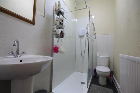 2 bedroom apartment to rent, Greystoke Avenue, Sandyford