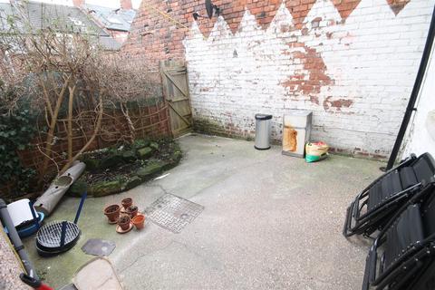 2 bedroom apartment to rent, Greystoke Avenue, Sandyford