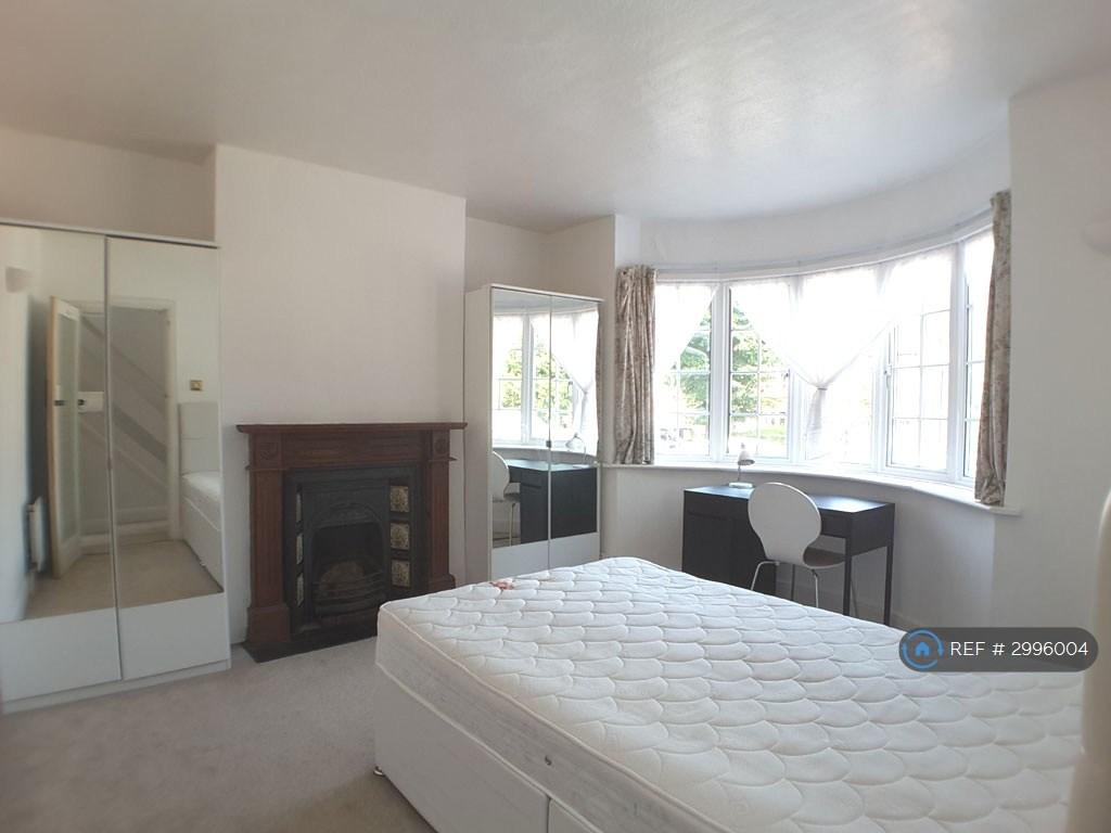 House in London - View 3