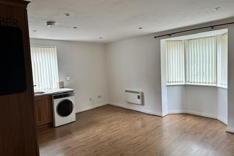 2 bedroom flat to rent, Cambridge Square, Middlesbrough TS5