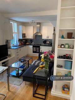 2 bedroom maisonette to rent, Littlebury Road, London, SW4
