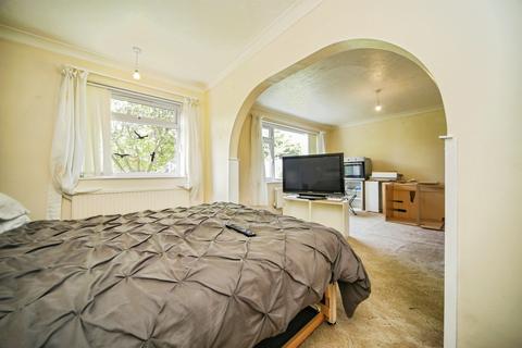 2 bedroom detached bungalow for sale, Hawthorn Close, Knodishall, SAXMUNDHAM