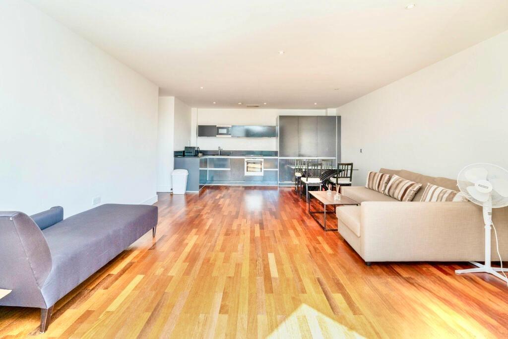 Apartment in London - View 3