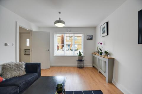 3 bedroom house for sale, at 7 Horseshoe Close, Bourne End, Hertfordshire HP1