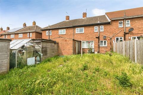 3 bedroom terraced house for sale, Hawthorn Avenue, LOWESTOFT