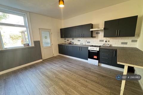 2 bedroom terraced house to rent, St Catherines Avenue, Doncaster, DN4