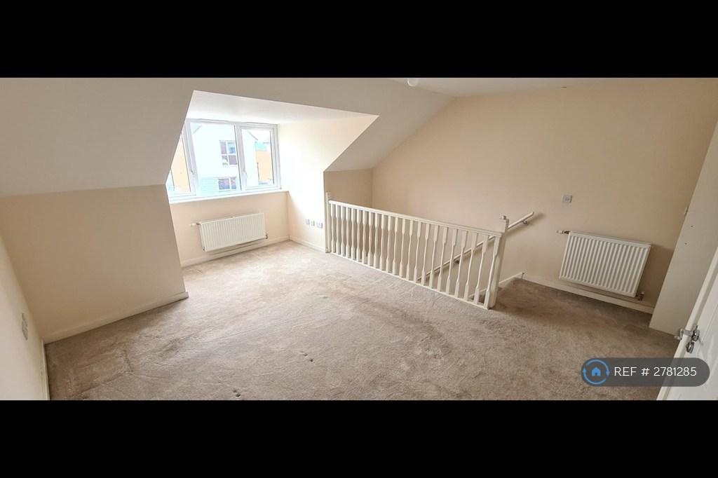House in Newcastle upon Tyne, Tyne and Wear - View 2
