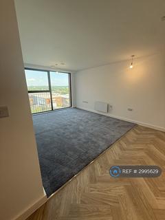 2 bedroom flat to rent, Ford Lane, Manchester, M6