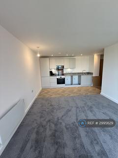 2 bedroom flat to rent, Ford Lane, Manchester, M6