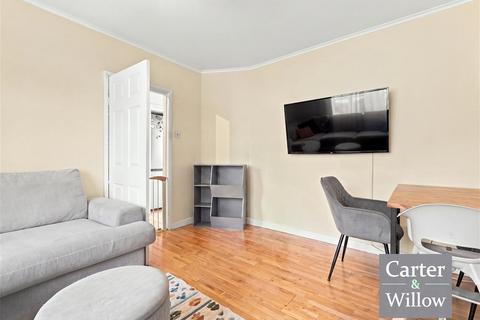 3 bedroom terraced house for sale, Standfield Road, Dagenham, Essex