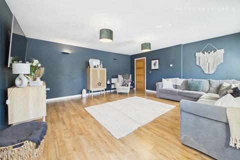 4 bedroom semi-detached house for sale, Biggleswade Road, Biggleswade SG18