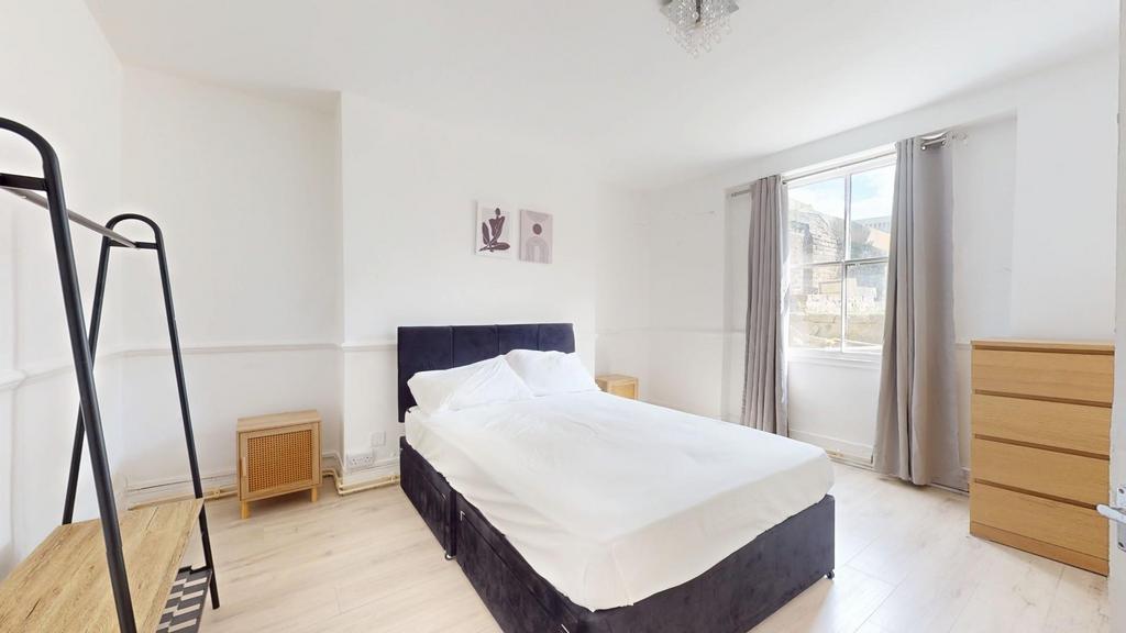 Apartment in Gravesham, Gravesend Town Centre, Milton - View 5