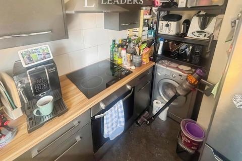 2 bedroom house to rent, St Andrews Court, Bury St Edmunds, IP33