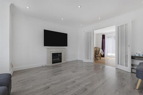 4 bedroom detached house for sale, The Sandpipers, Gravesend