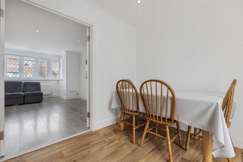 4 bedroom detached house for sale, The Sandpipers, Gravesend
