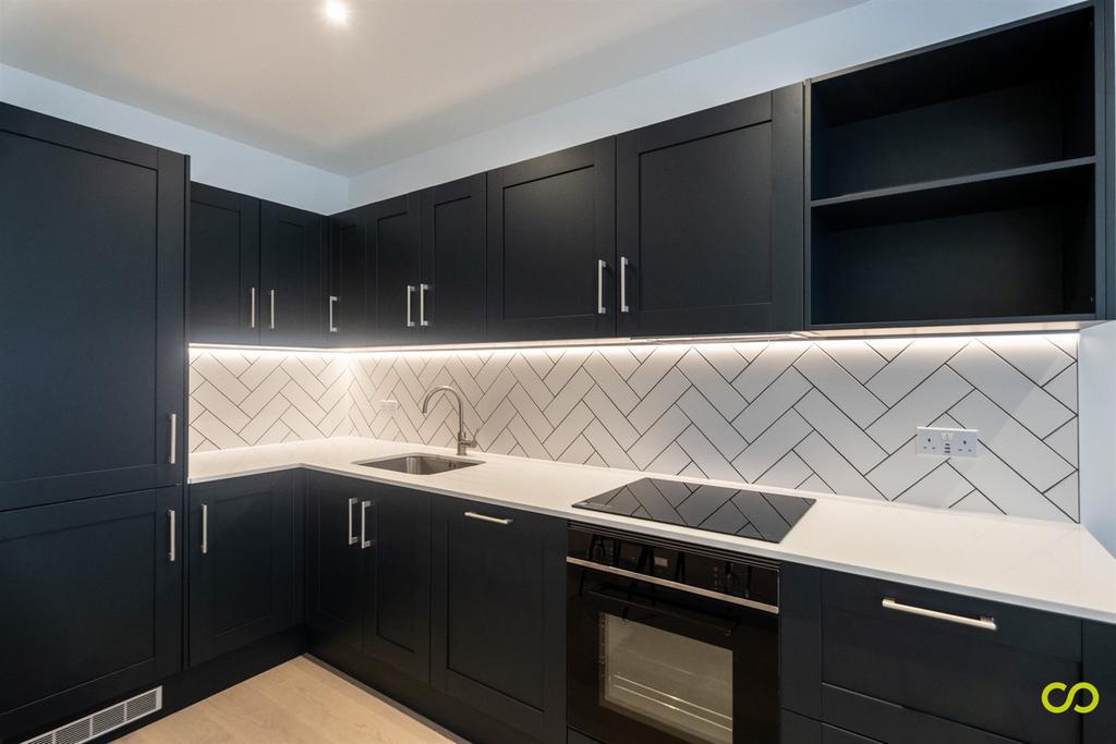 Apartment in Wembley - View 2