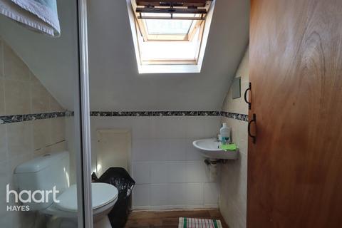1 bedroom end of terrace house to rent, Mill Avenue, UXBRIDGE