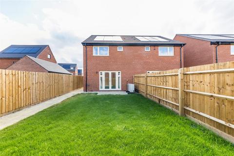 2 bedroom semi-detached house to rent, Blossom Street, Bicester