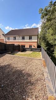 3 bedroom house to rent, St. Rhidian Close, Pontllanfraith, NP12