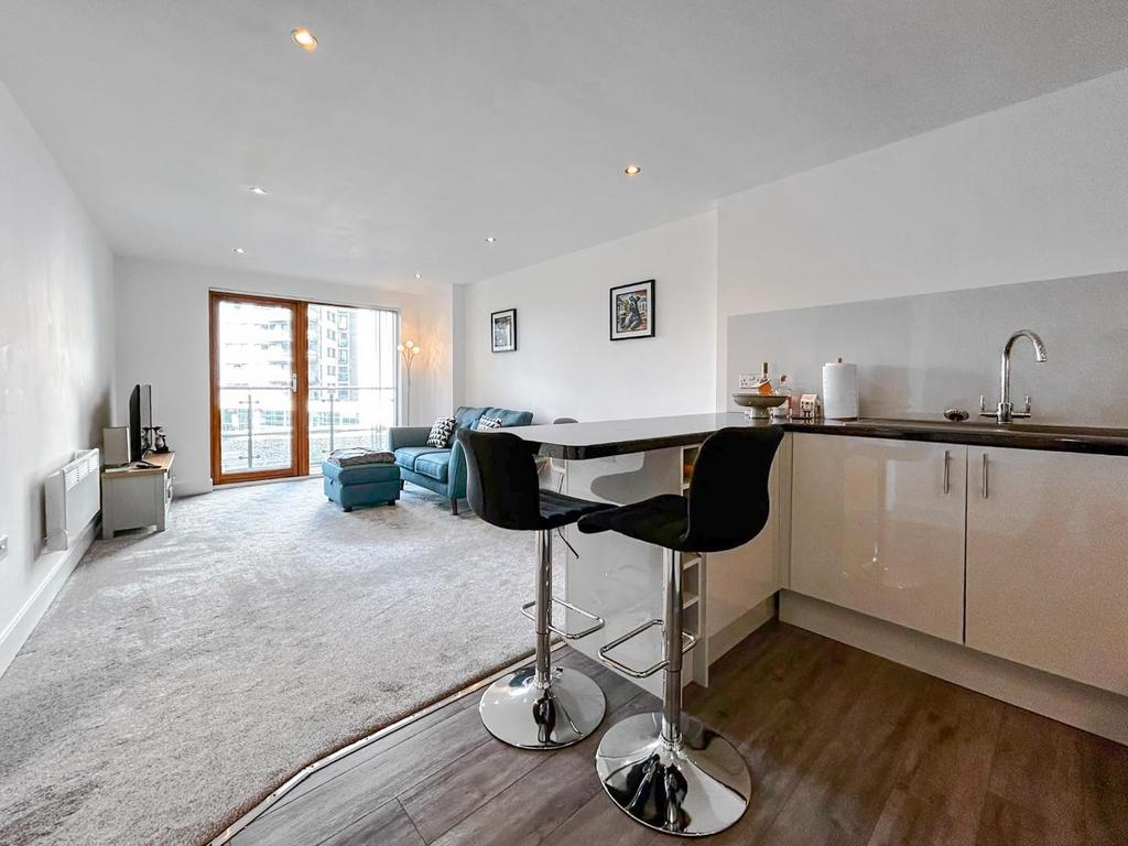 Apartment in Leeds, Steander, Richmond Hill - More
