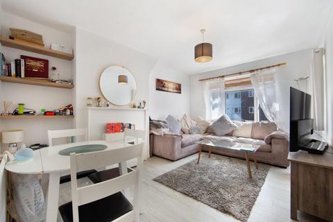 1 bedroom apartment for sale, Lowth Road, London, SE5