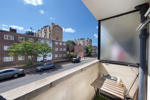 1 bedroom apartment for sale, Lowth Road, London, SE5