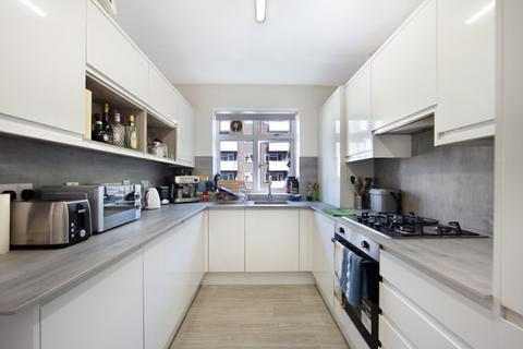 1 bedroom apartment for sale, Lowth Road, London, SE5