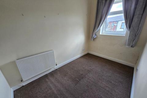 2 bedroom terraced house for sale, Duckworth Street, Bury BL9
