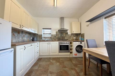 2 bedroom apartment for sale, Carr Close, Poulton-Le-Fylde FY6