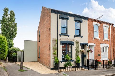 undefined, Swan Road, Gloucestershire GL1